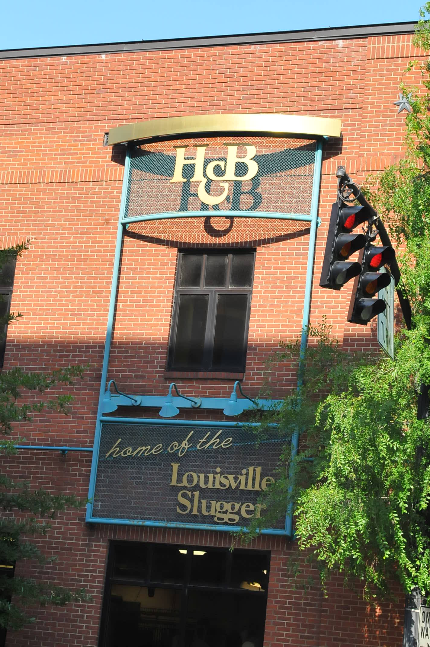 Louisville Slugger Bat Museum | studiowestbennett
